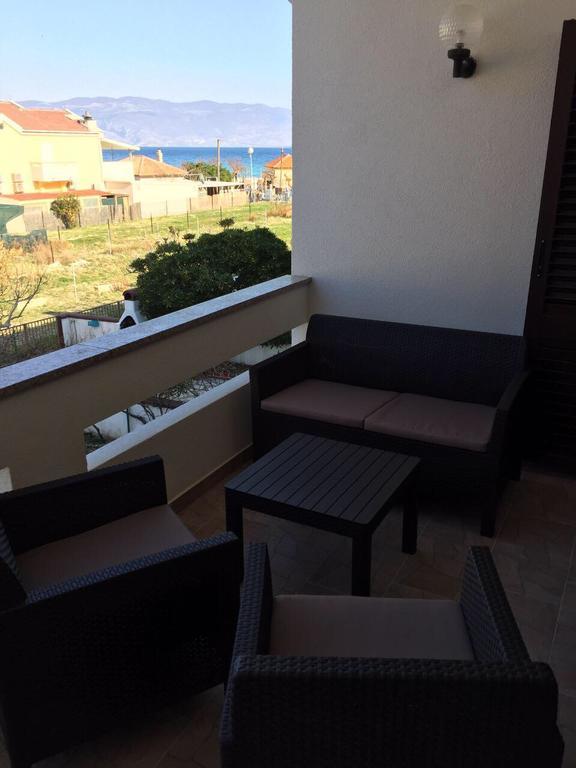 Apartments Dupin Baška Exterior foto